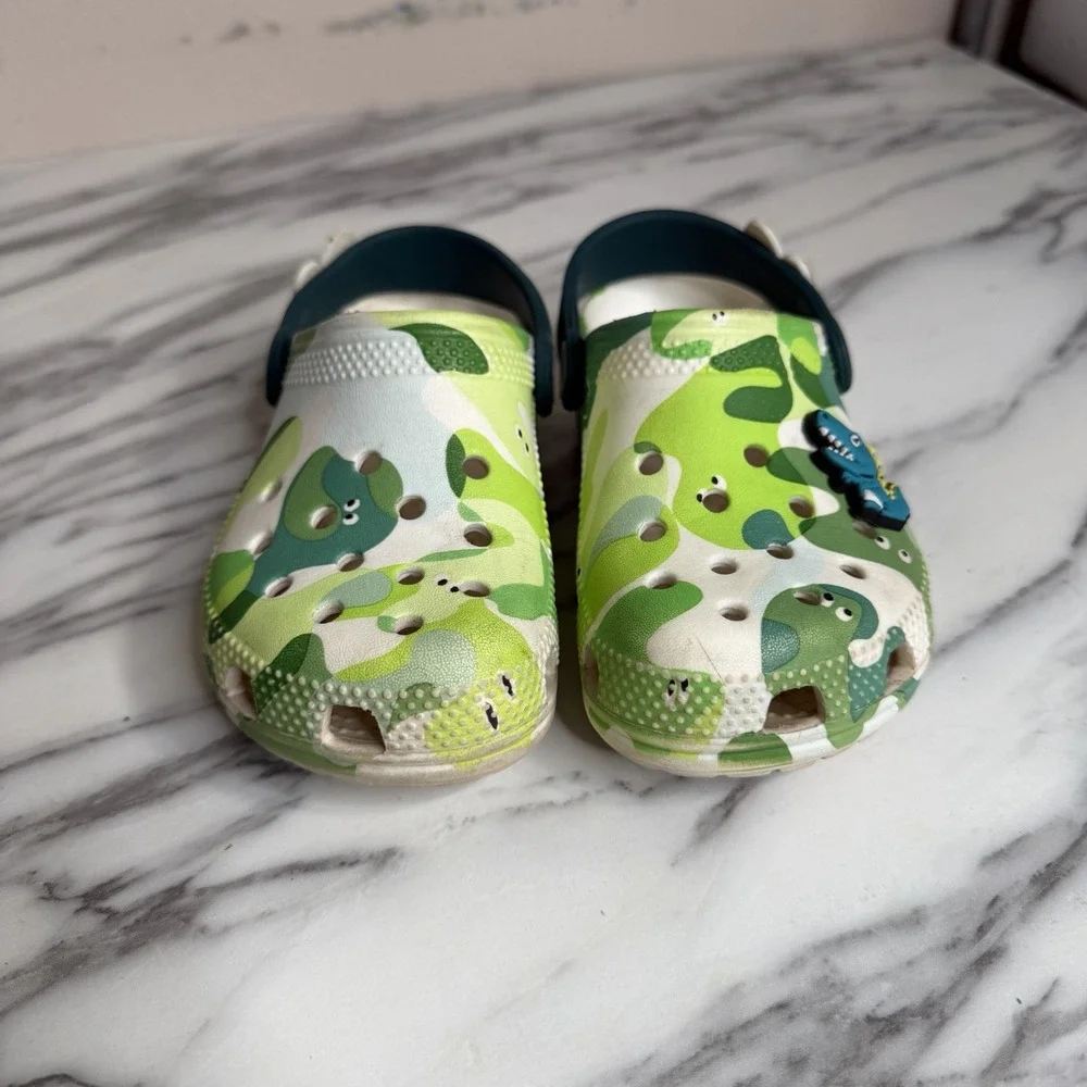 CROCS us great charms